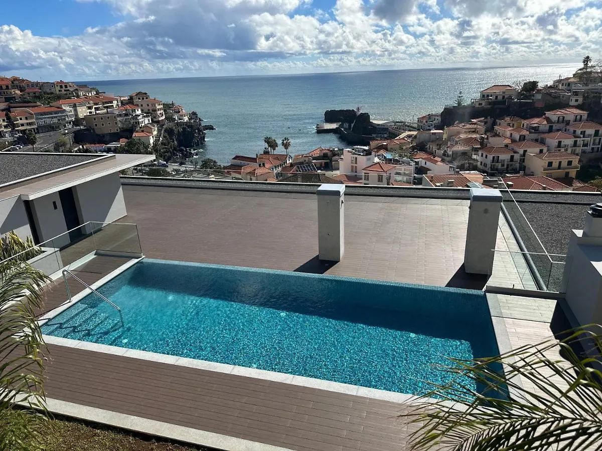 Deluxe Bay View location