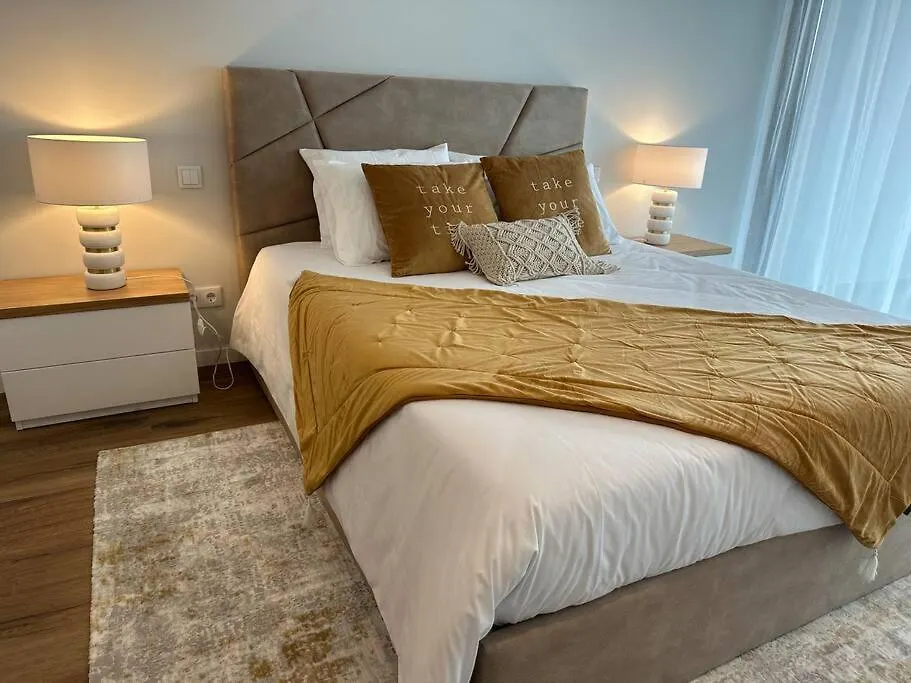 Deluxe Bay View Apartment Camara de Lobos