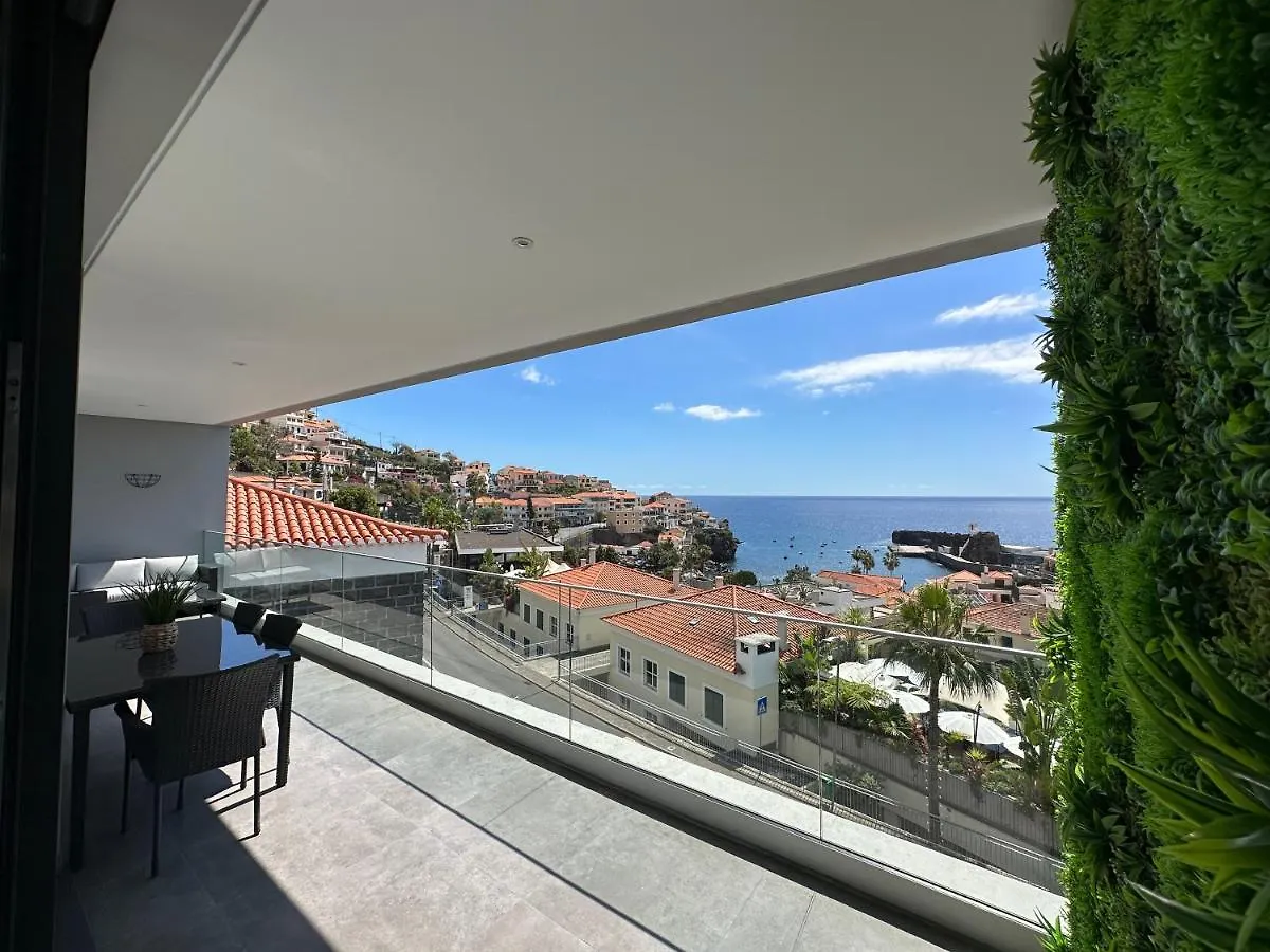 Deluxe Bay View Apartment Camara de Lobos Portugal